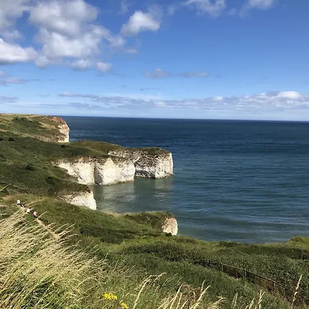 Tracey Island - Part Of The The Bay Village With Pool, Gym And Direct Access, Pub, Restaurant, Tennis And Meadows Walks Filey
