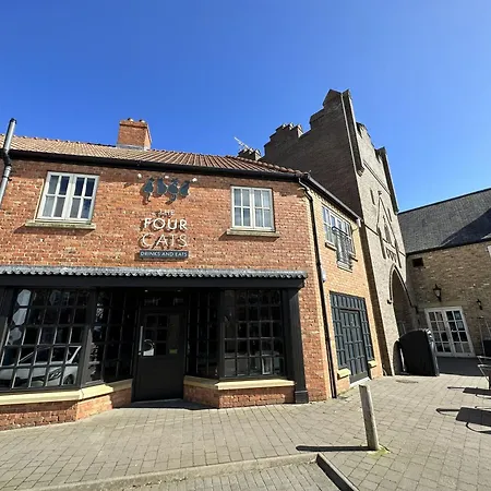 Semesterbostad Tracey Island - Part Of The The Bay Village With Pool, Gym And Direct Access, Pub, Restaurant, Tennis And Meadows Walks *
