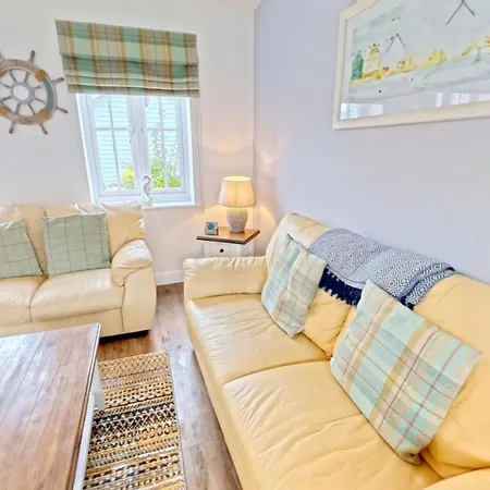Tracey Island - Part Of The The Bay Village With Pool, Gym And Direct Access, Pub, Restaurant, Tennis And Meadows Walks Dom wakacyjny Filey